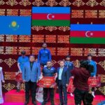 Bakıda çoxmərtəbəli binada yanğın olub