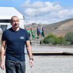 Putin Ermənistana gedir?