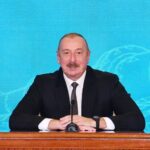 Bakıda inəklər yolda XAOS yaratdı