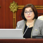 Nasaz avtomobillər tıxaca səbəb oldu – FOTO
