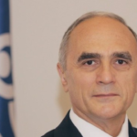 Sergey Lebedev İlham Əliyevi təbrik etdi