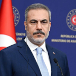 Qadın sürücü təlim avtomobili ilə qəza törətdi