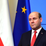 İşlədiyi evdə yıxılıb öldü
